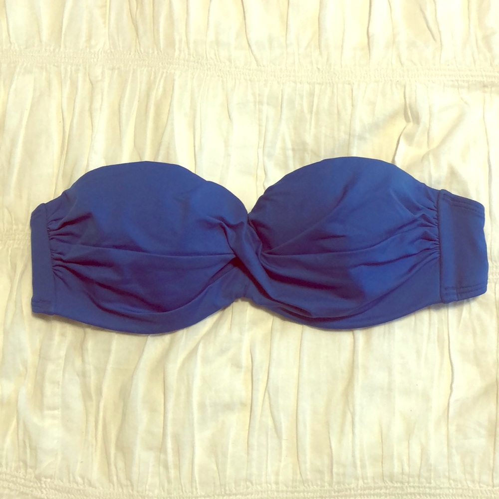 Victoria’s Secret Very Sexy bandeau bikini top